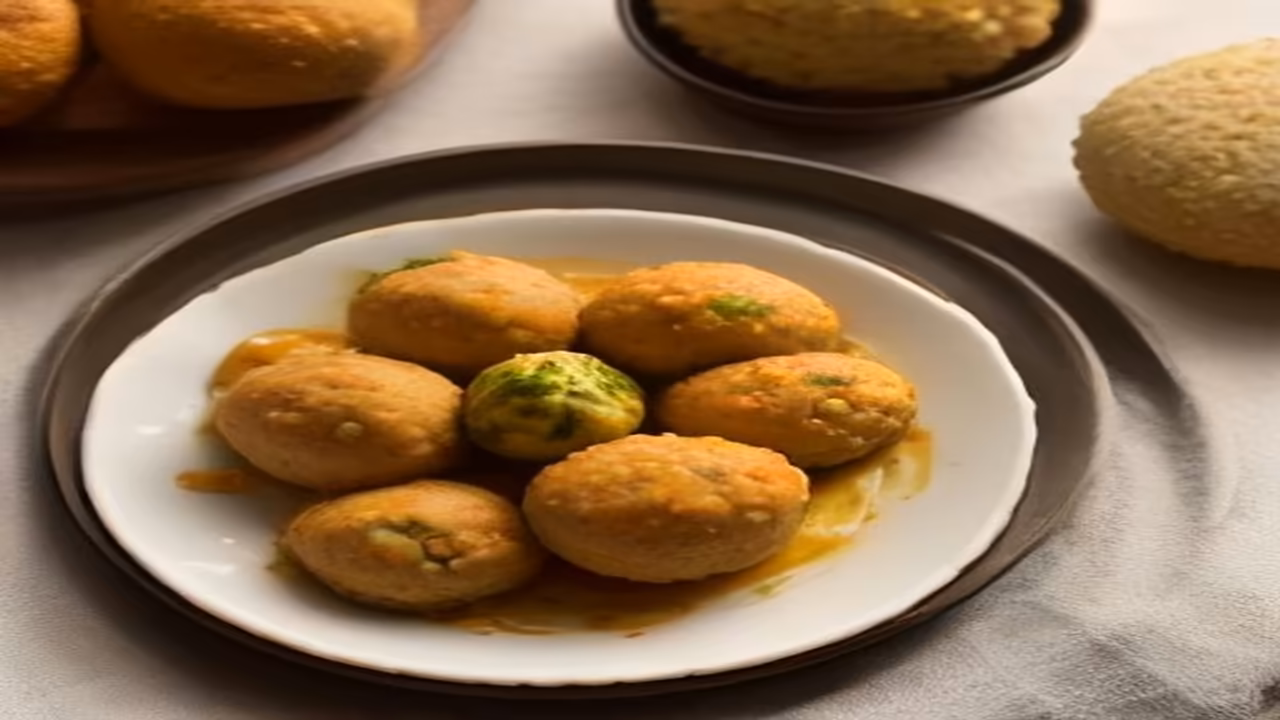 Litti Chokha and dog, dogeats.in Indian pet food safety