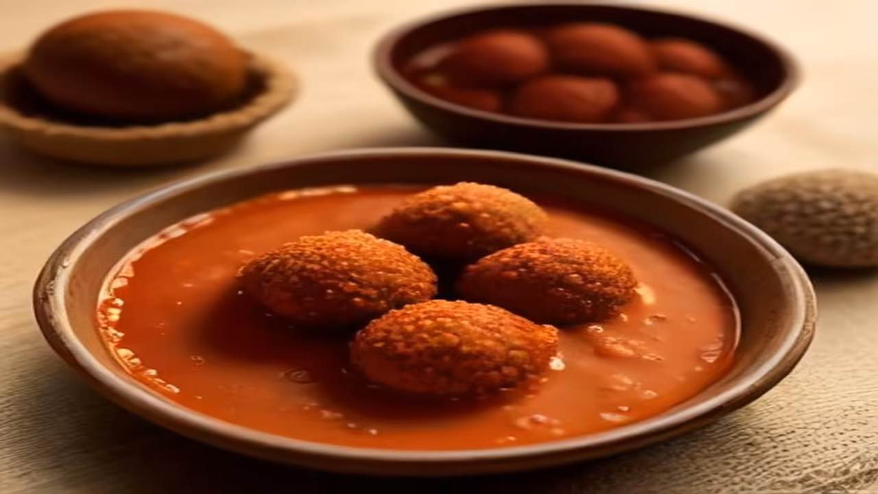 Ragi Mudde and dog, dogeats.in Indian pet food safety