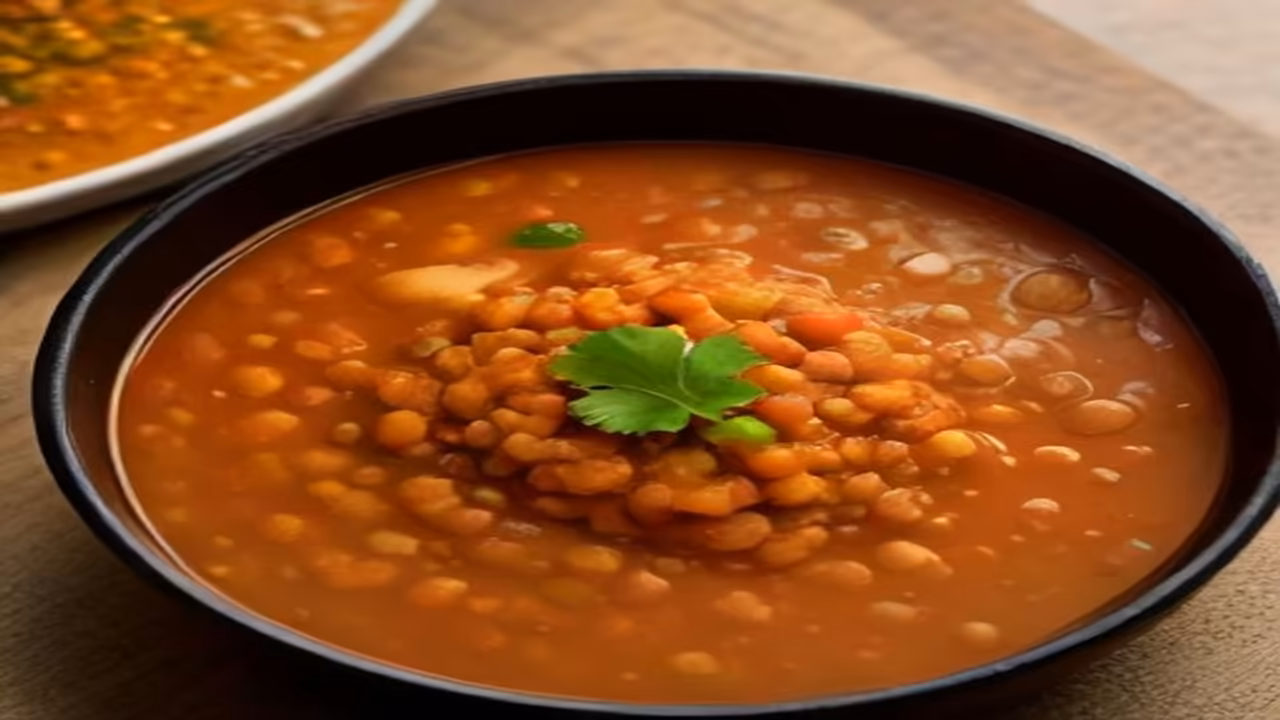 Sambar and dog, dogeats.in Indian pet food safety